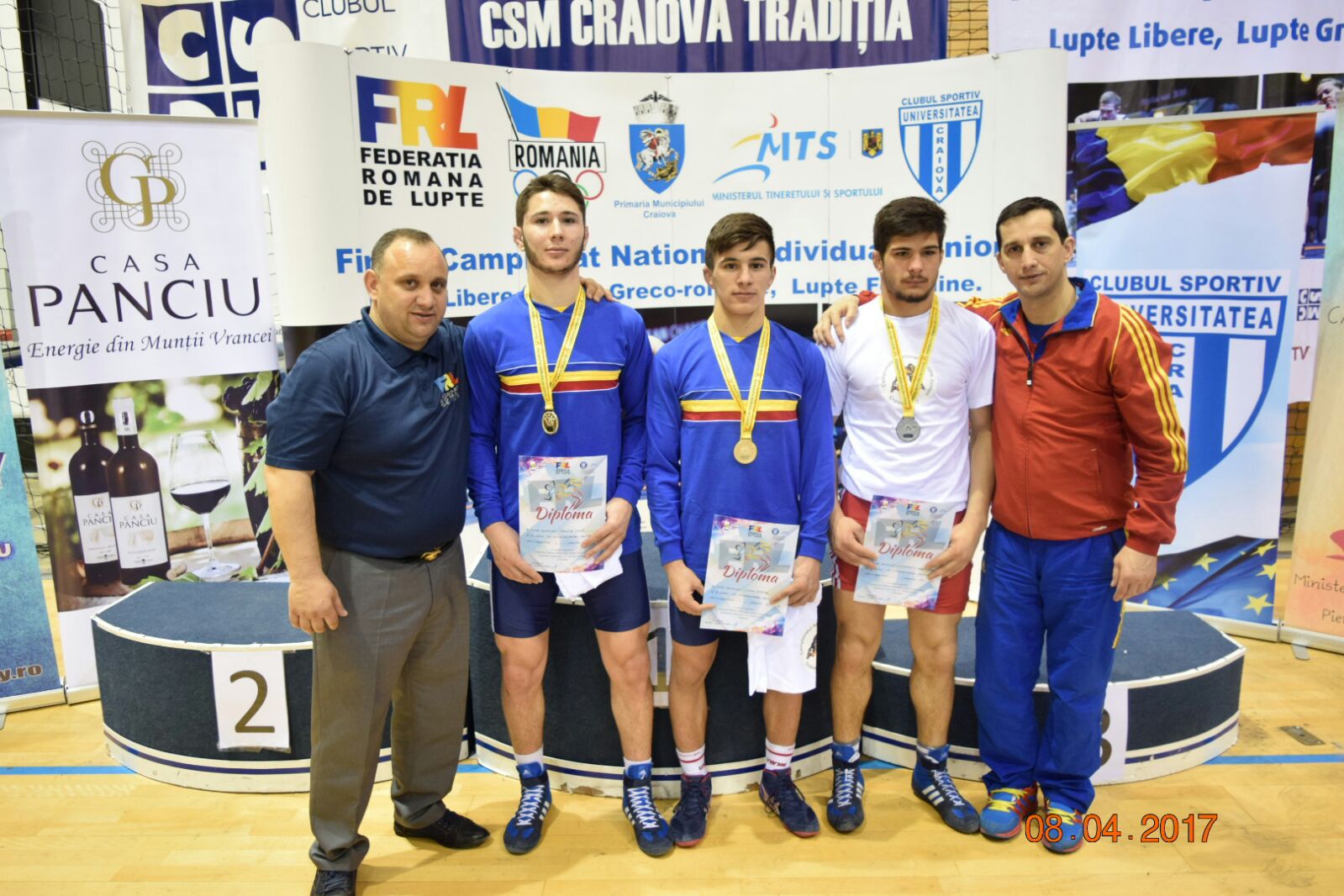 Finala Campionatului Național de lupte Juniori. 