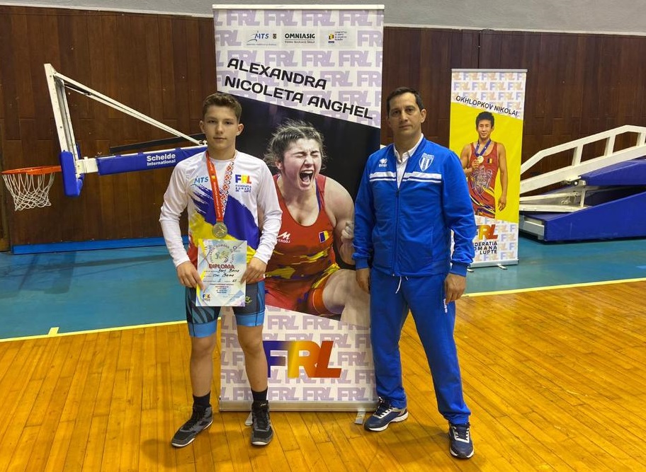 Boicea David câștigă titlul de campion național la lupte U 15